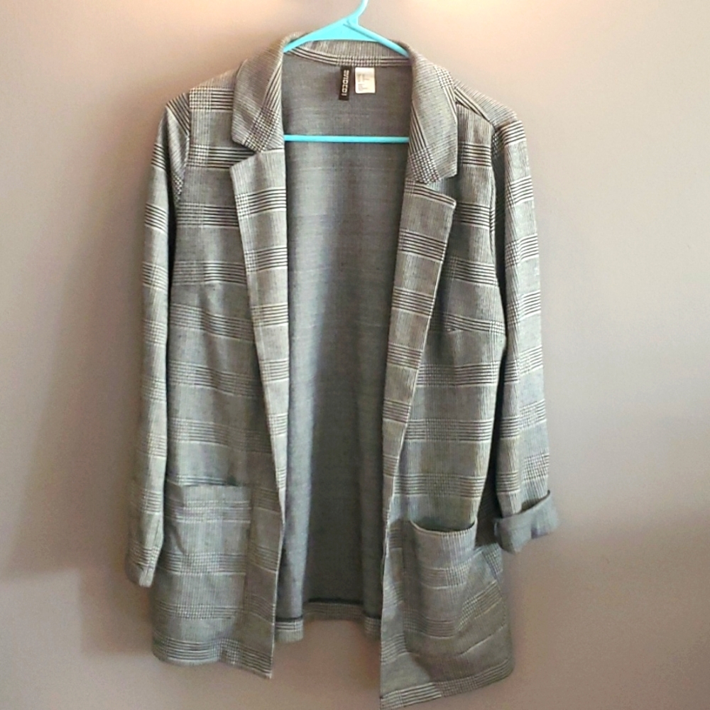 Women's plaid blazer